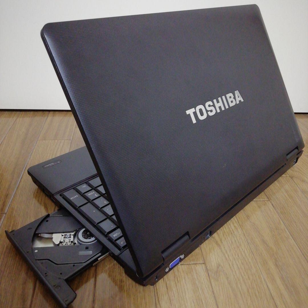 【元業務機】東芝Satellite Intel Core i3（Office付）