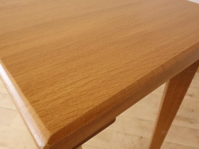 北海道手作り家具　ナラ材　 ミニテーブル 花台ミニデスク　高さ６０ｃｍ