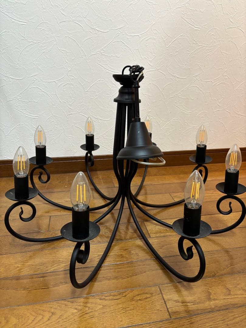 ブラックアイアンシャンデリア 8灯