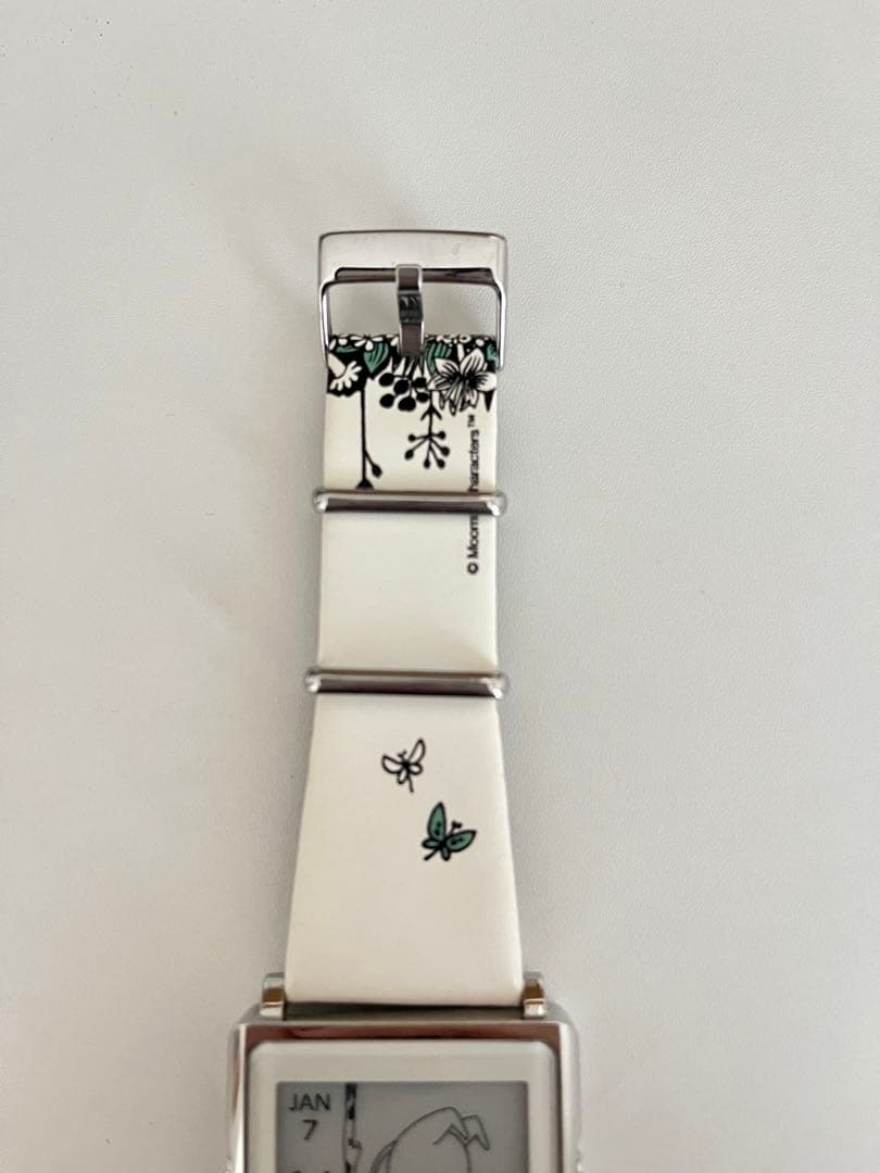 スマートキャンバス ムーミントロール エプソン　デジタル腕時計