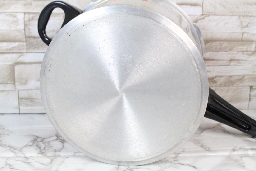♡Fissler vitavit 6L フィスラー 圧力鍋 蒸し器・箱付き