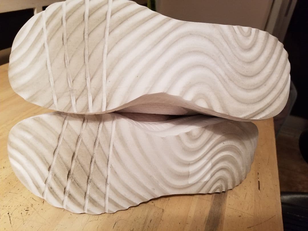 美品●SKECHERS スケッチャーズ・スリップイン スニーカー●23.5㎝