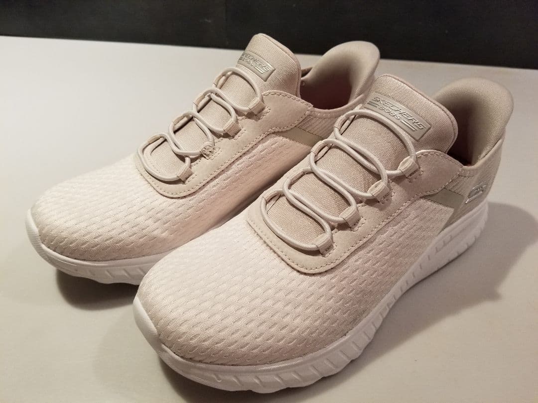 美品●SKECHERS スケッチャーズ・スリップイン スニーカー●23.5㎝