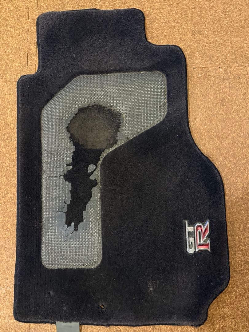 R35 GT-R 純正 カーボン フロアマット