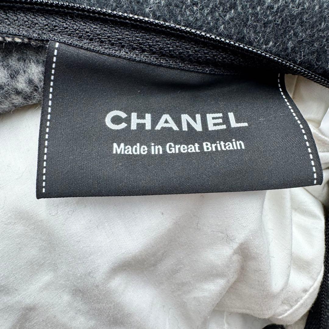 未使用品✨CHANEL カシミヤ　クッション　ココマーク　グレー　アイボリー