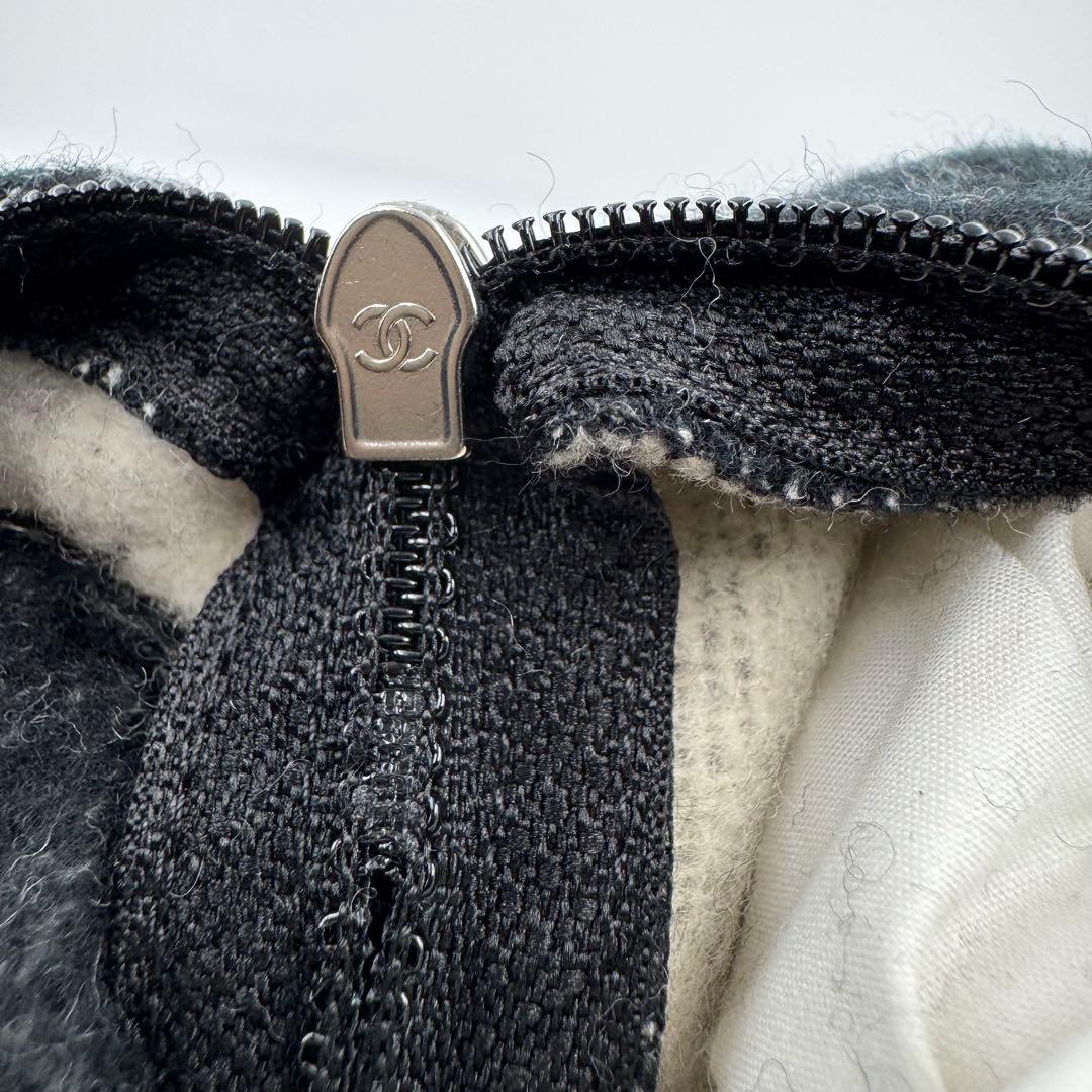 未使用品✨CHANEL カシミヤ　クッション　ココマーク　グレー　アイボリー