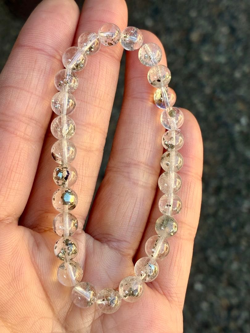 極上品質SA✨全玉キラキラ✨逸品絶品‼️キューブパイライトインクォーツブレスレット