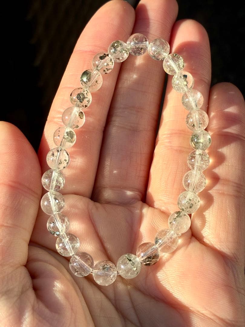 極上品質SA✨全玉キラキラ✨逸品絶品‼️キューブパイライトインクォーツブレスレット