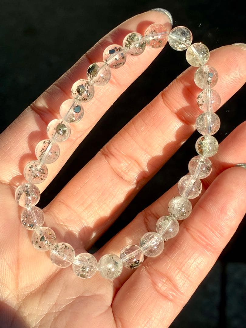 極上品質SA✨全玉キラキラ✨逸品絶品‼️キューブパイライトインクォーツブレスレット