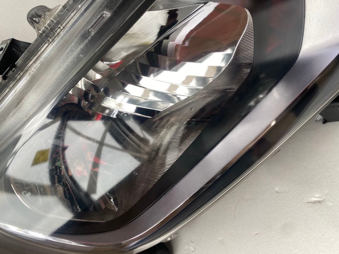 ホンダ フィット GP5 純正 ヘッドライト 左右セット（ハロゲン）