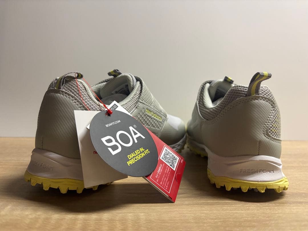 未使用 24.5cm 2E ニューバランスゴルフシューズ WGB4700Gグレー