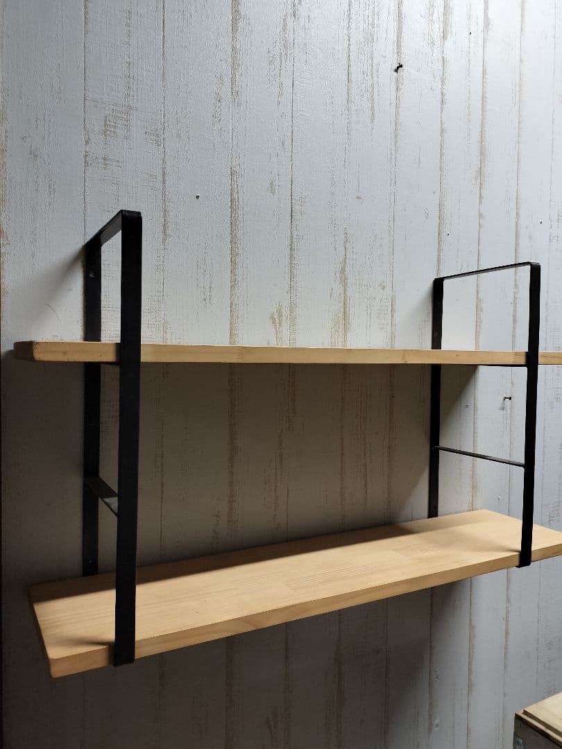 壁面収納　フレームブラケット2個　棚板2枚付