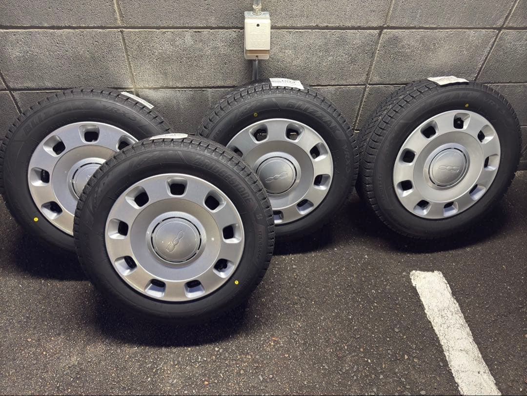フィアット500純正ホイール VRX3 スタッドレス