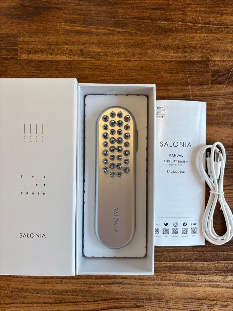 SALONIA EMS Lift Brush 美顔器