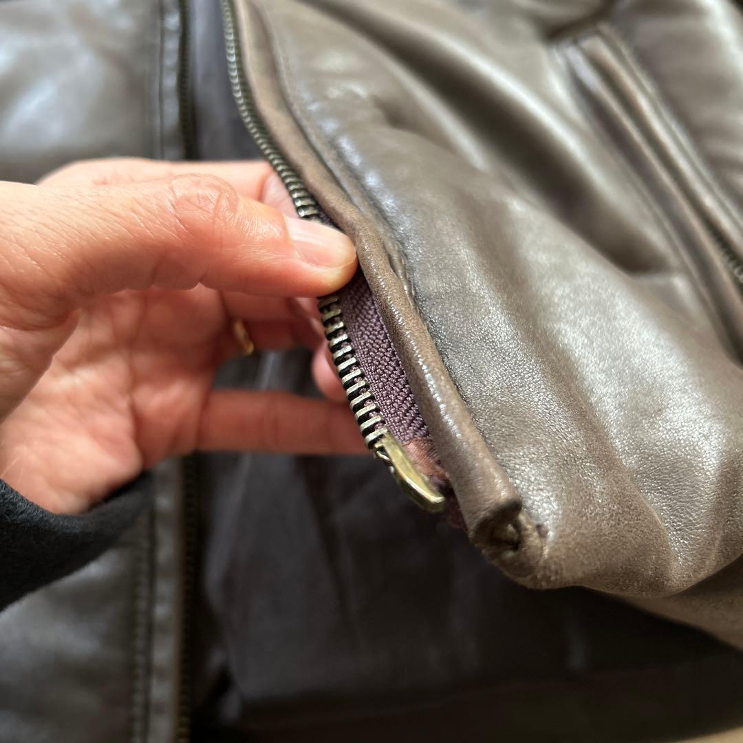 AVIREX VARSITY レザーダウンジャケット