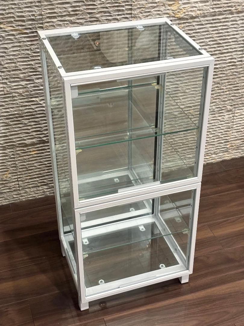 【美品】ガラス コレクションケース 白 背面ミラー 扉付き W36cm