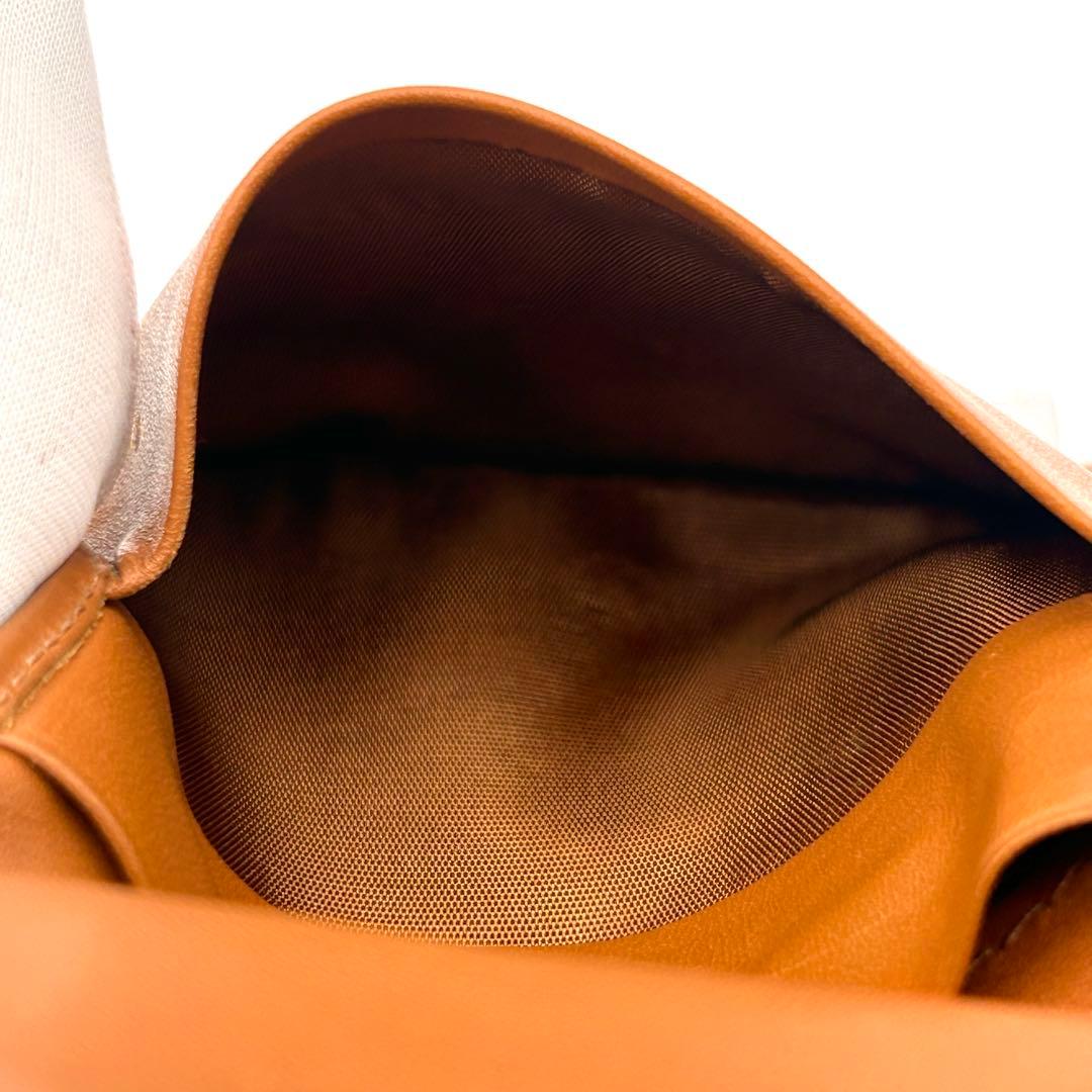 美品✨ CELINE セリーヌ 二つ折り財布 マカダム柄 ブラウン レザー