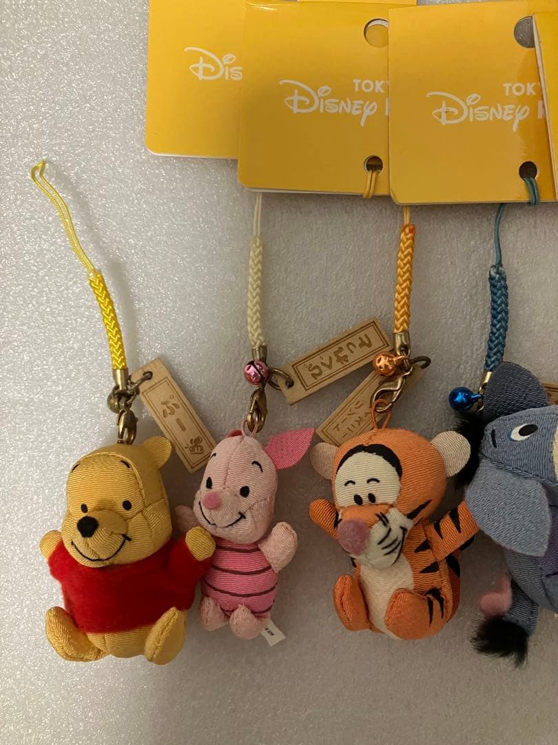 ディズニー　くまのプーさん　ちりめん　ストラップ　レア　廃盤品