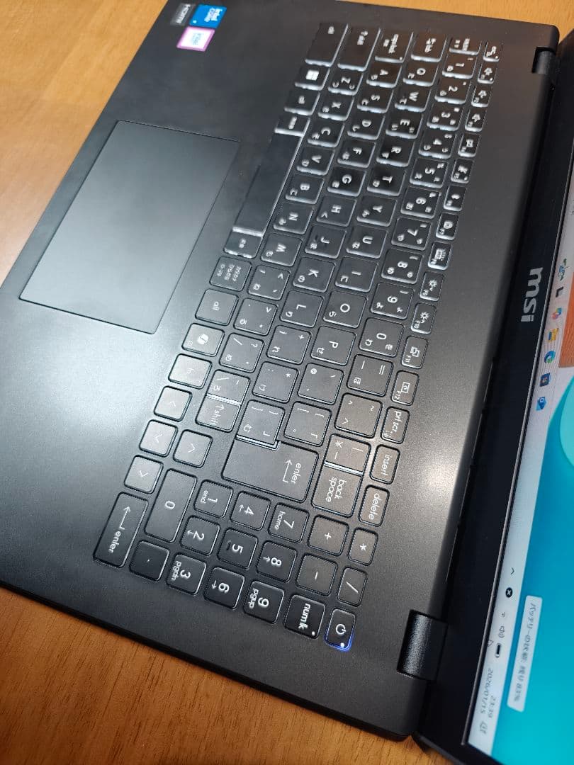 25年モデル MSI Modern 15.6 Core9 32GB 1TB