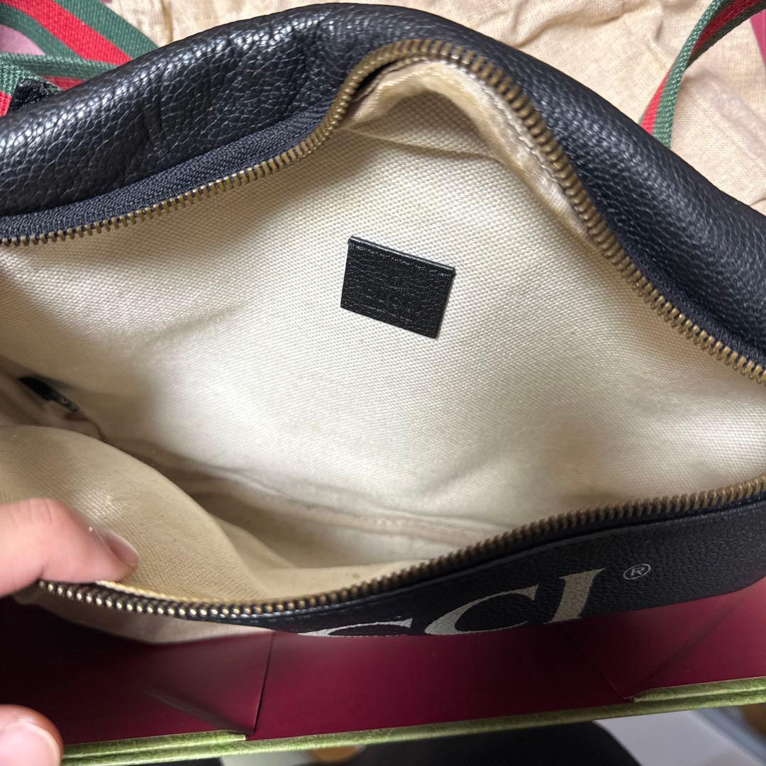 GUCCI ボディバッグ・ウエストポーチ 黒