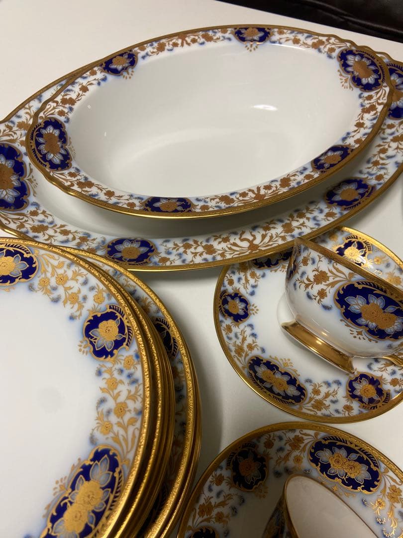 大倉陶園リミテッドエディション　金彩桜