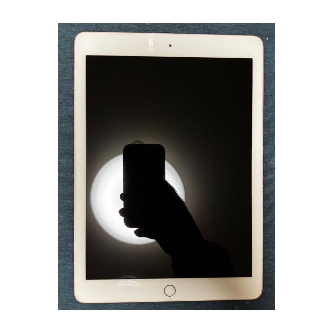 iPad 第6世代 32GB