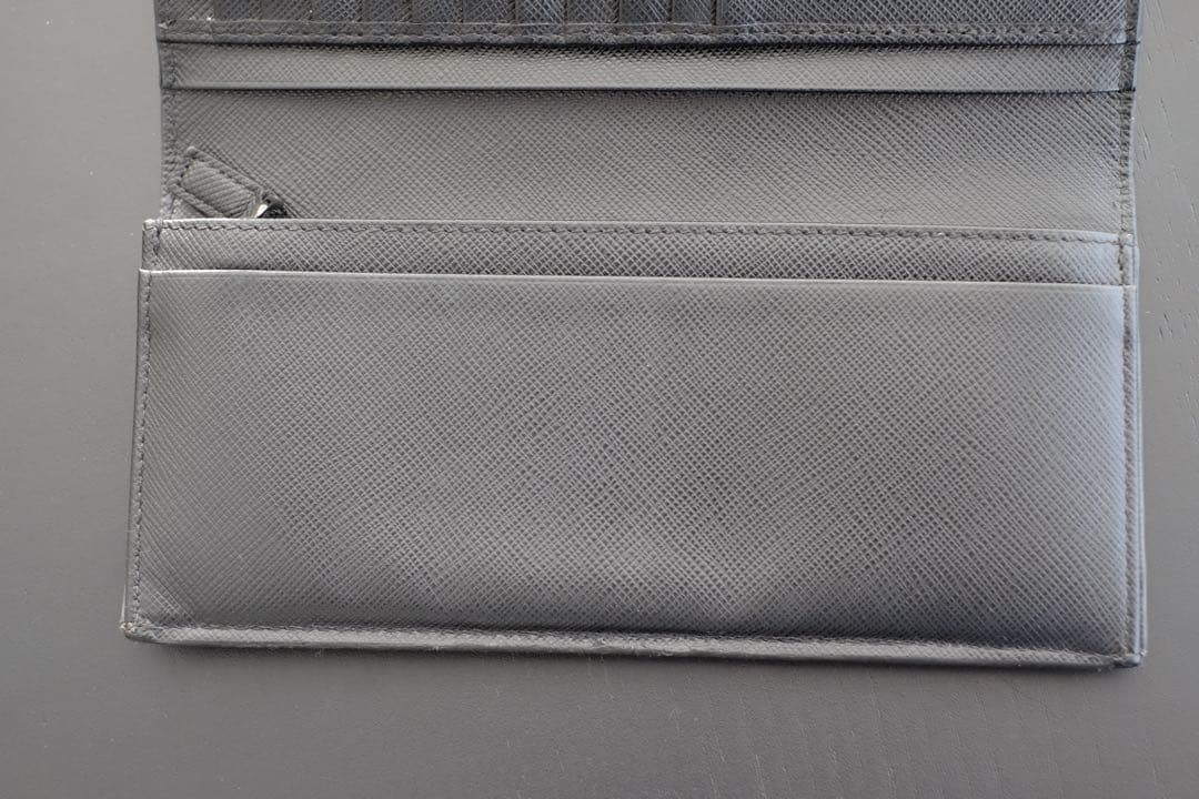 PRADA（プラダ）SAFFIANO L 2MV836