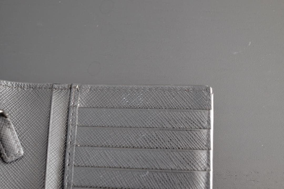 PRADA（プラダ）SAFFIANO L 2MV836