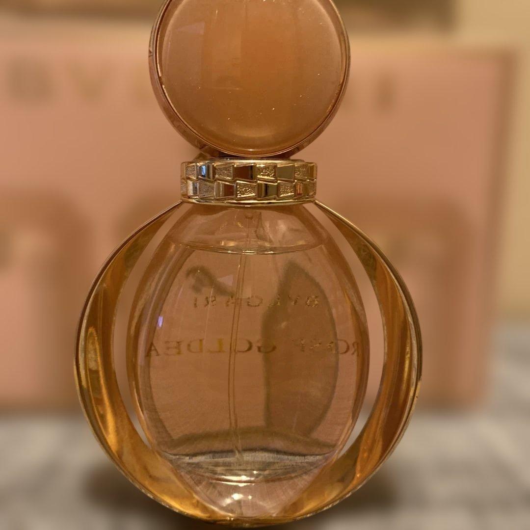 BVLGARIブルガリROSE GOLDEA香水とポーチ⭐︎