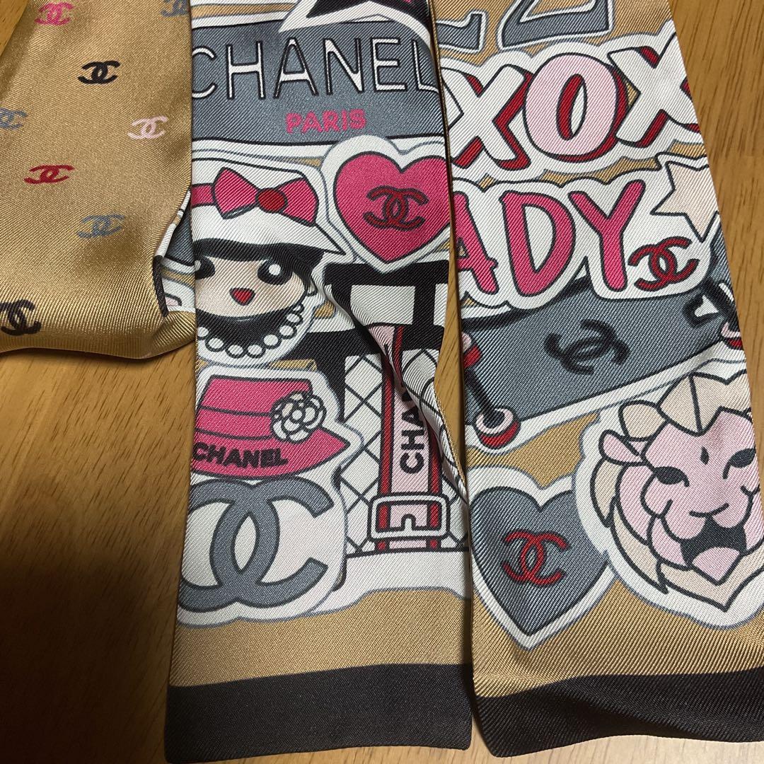 CHANEL シルクスカーフ ハート 星 モチーフ　アイコン　ヘアバンド