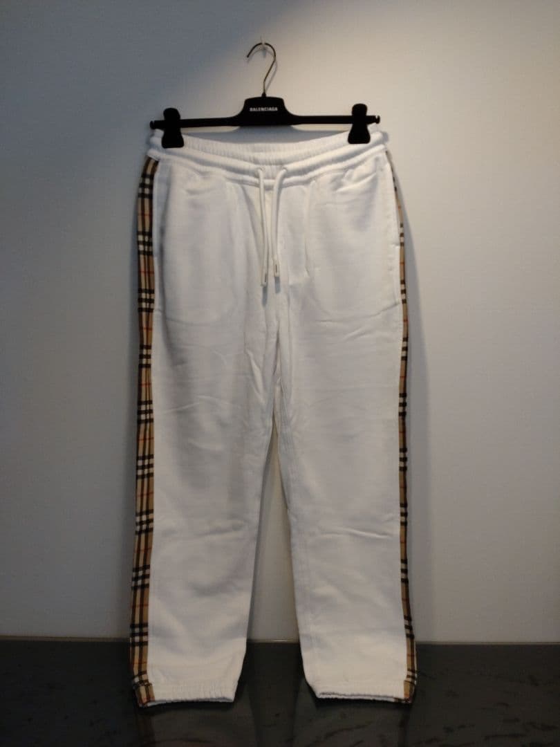 BURBERRY スウェットパンツ　Ｍ【新品未使用品】