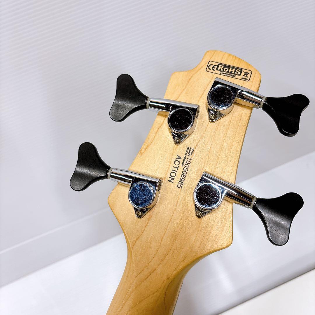 Cortコルト Action ベース レッド