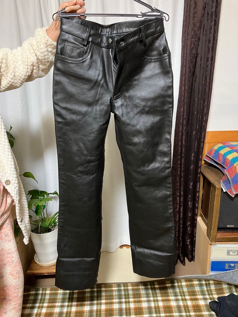 美品　EEZAN Genuine Leather 本革ズボン