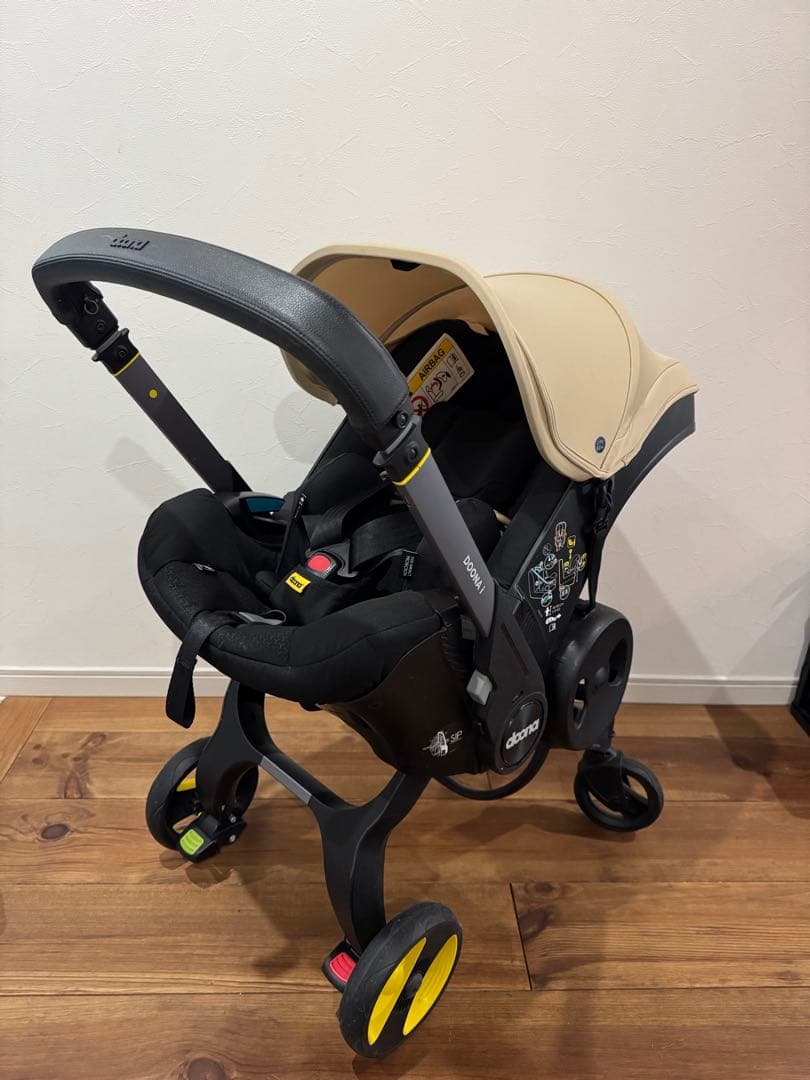 doona i インファントカーシート/ストローラー　ベージュ