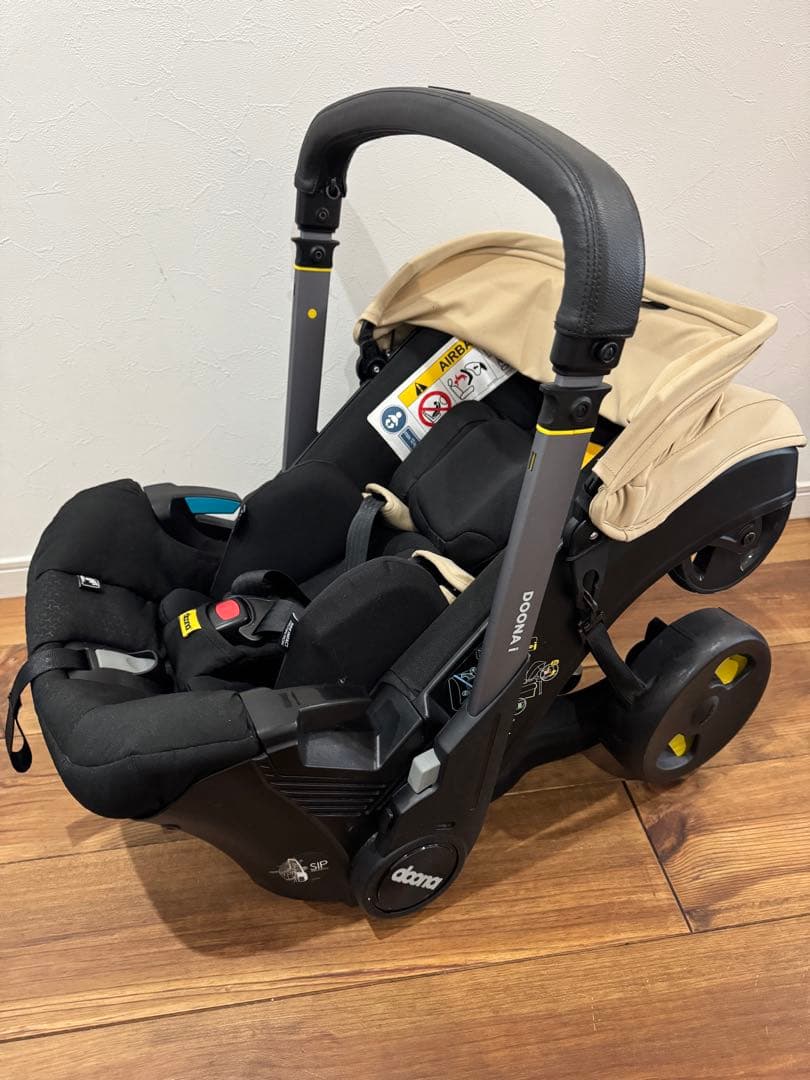 doona i インファントカーシート/ストローラー　ベージュ