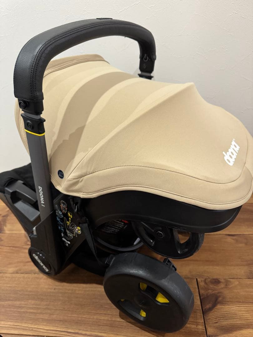 doona i インファントカーシート/ストローラー　ベージュ