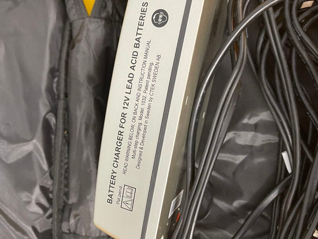 ベントレー・Bentley バッテリー充電器