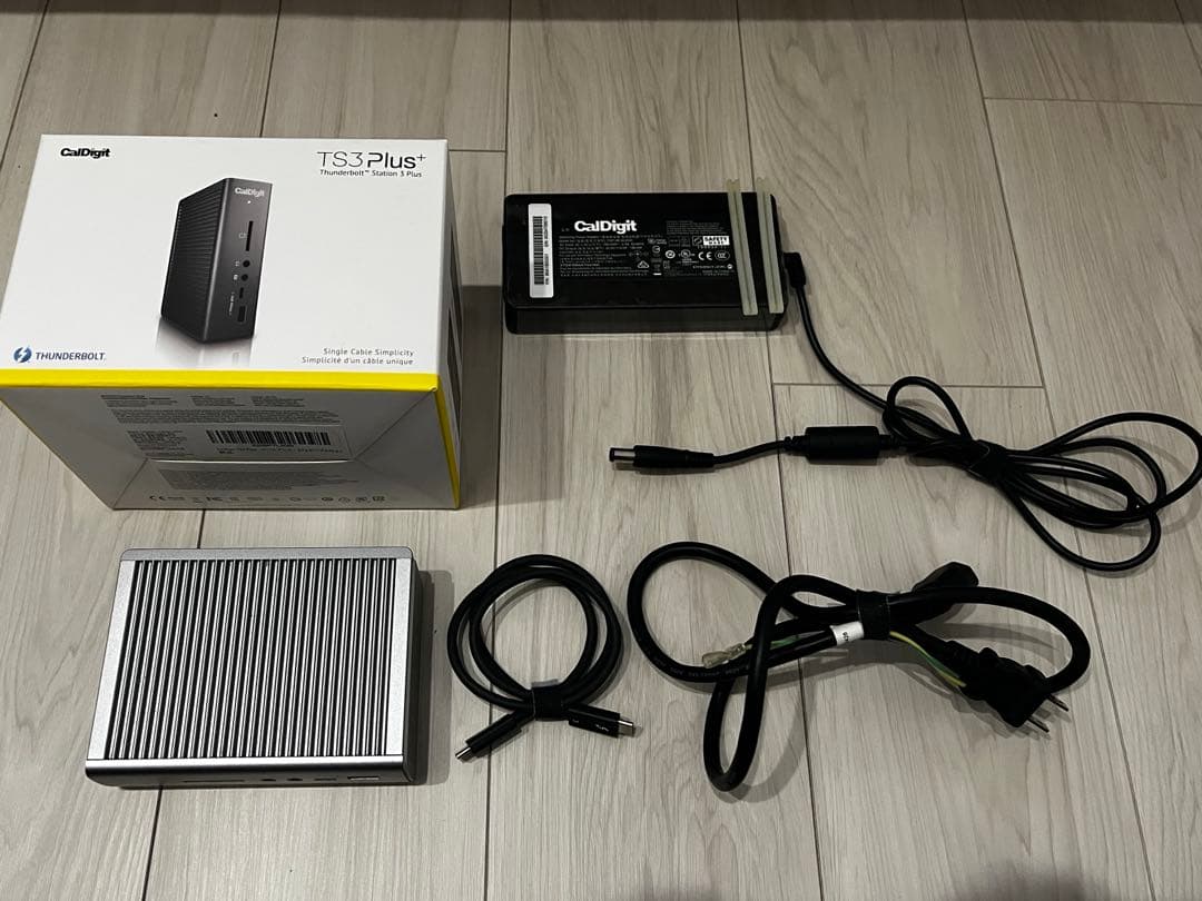 【備品完備】CalDigit TS3 Plus スペースグレイ