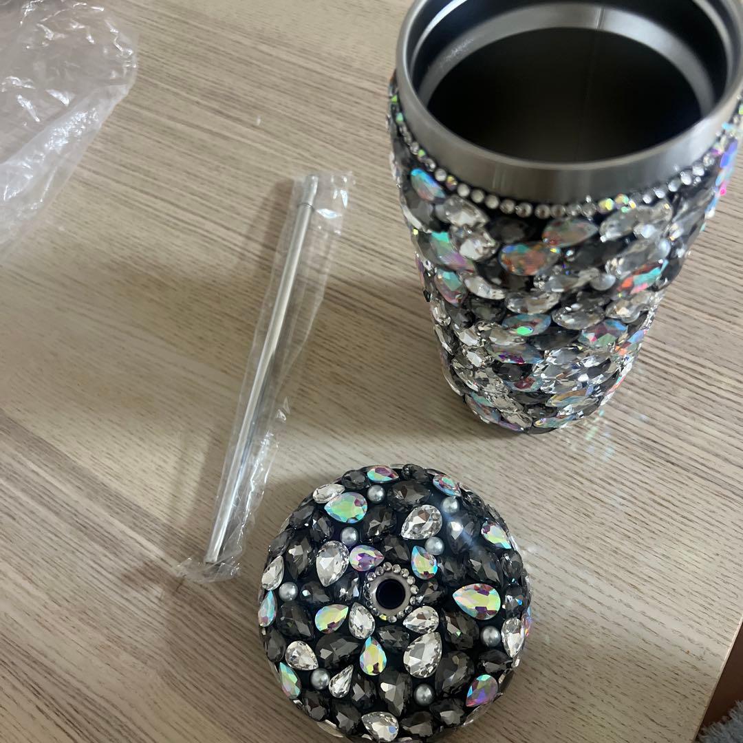 新品　満ダイヤモンド風 保温カップ 500mlクリスタル装飾の水筒 ストロー付き