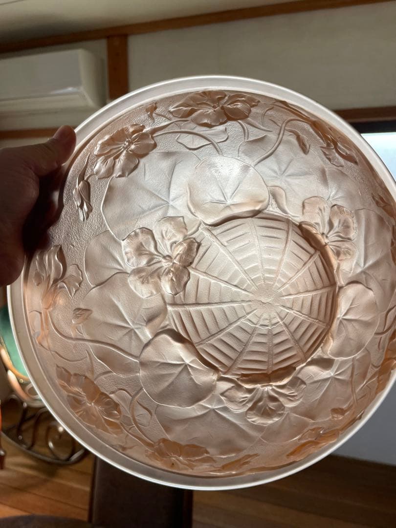 アールデコ　フロストガラス　吊り下げライトのガラス① ピンク