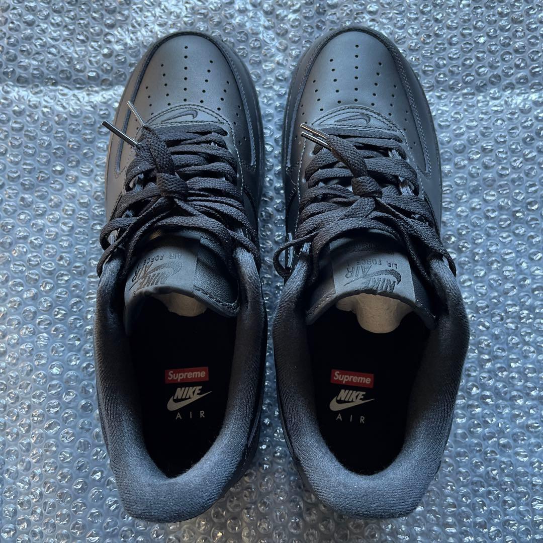 靴 NIKE AIR FORCE 1 LOW SUPREME BLACK US10