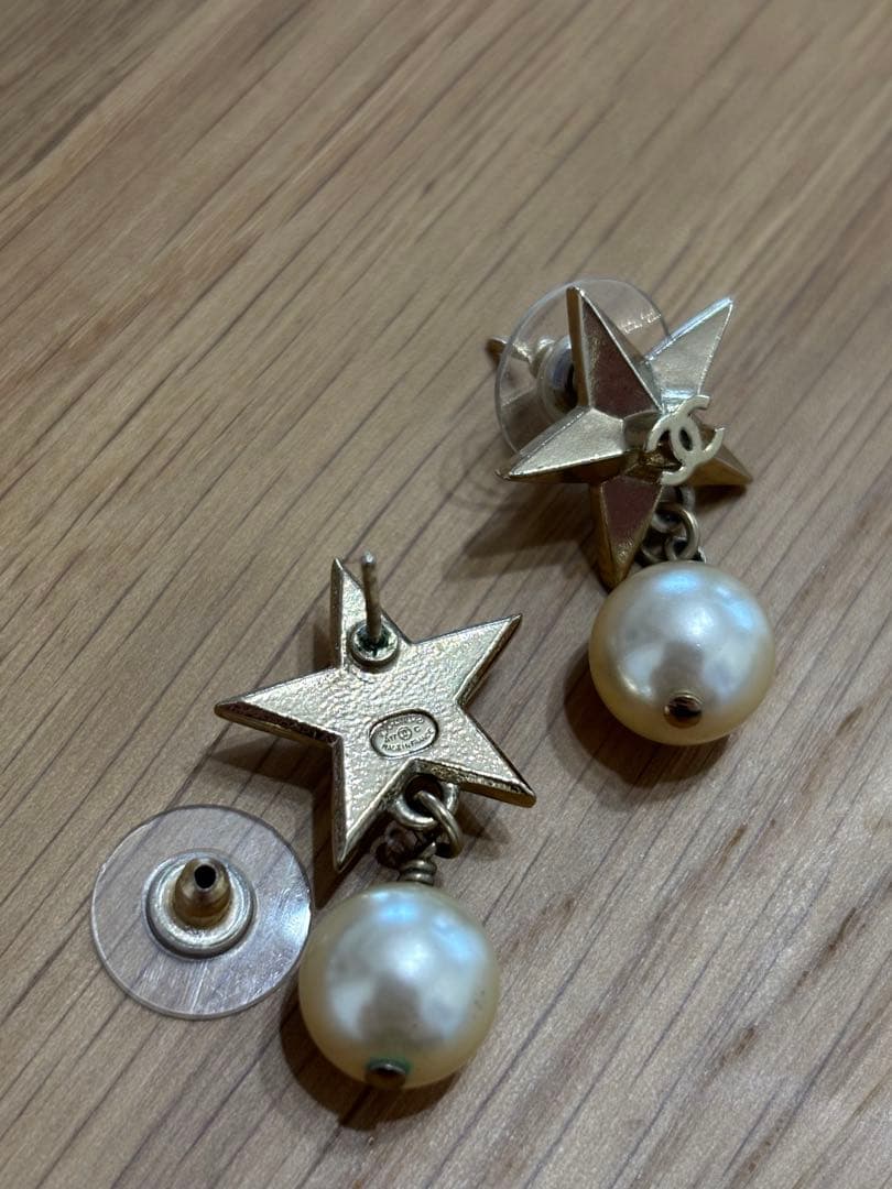 シャネルのピアス