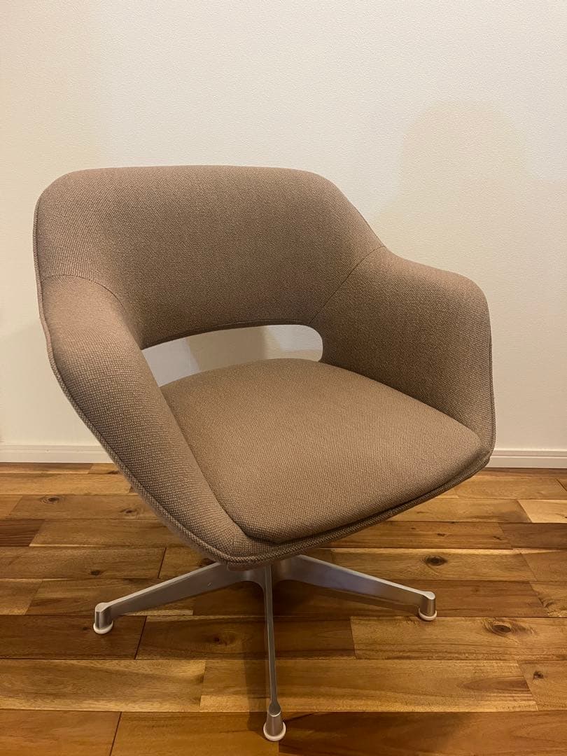 ブラウンベージュ 回転式カフェチェア（1脚） ヴィンテージ