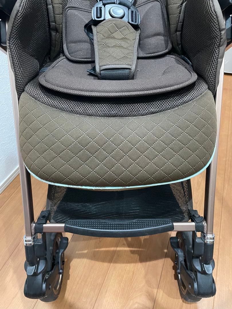 Pigeon プレミージュ　A型ベビーカー　ブラウン