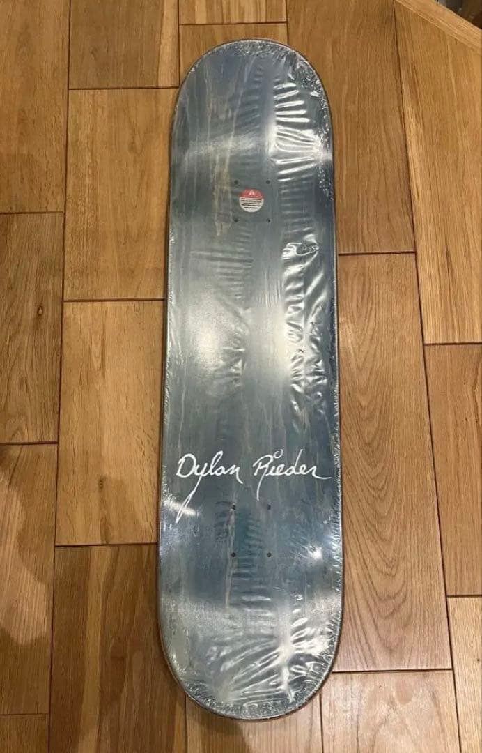 Fucking awesome デッキ8.5 ディラン　追悼