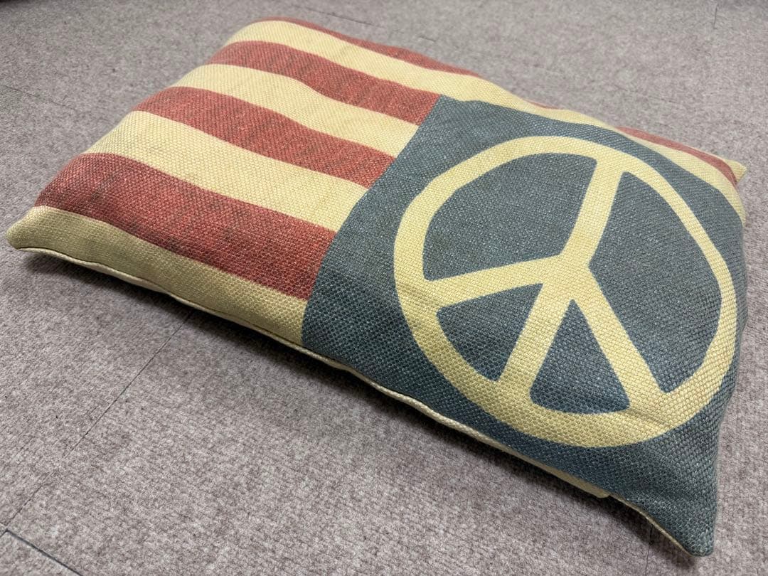 ■レディオヘッド■ Visvim フラッグクッション ピースマークver.