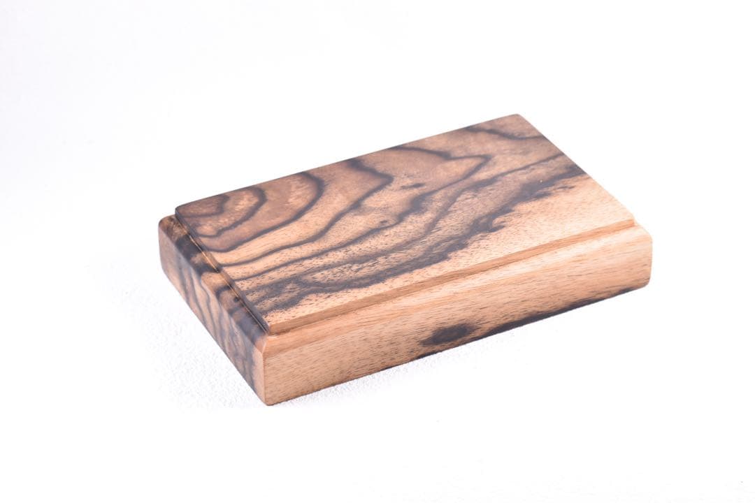 No.405黒柿孔雀杢のトレー