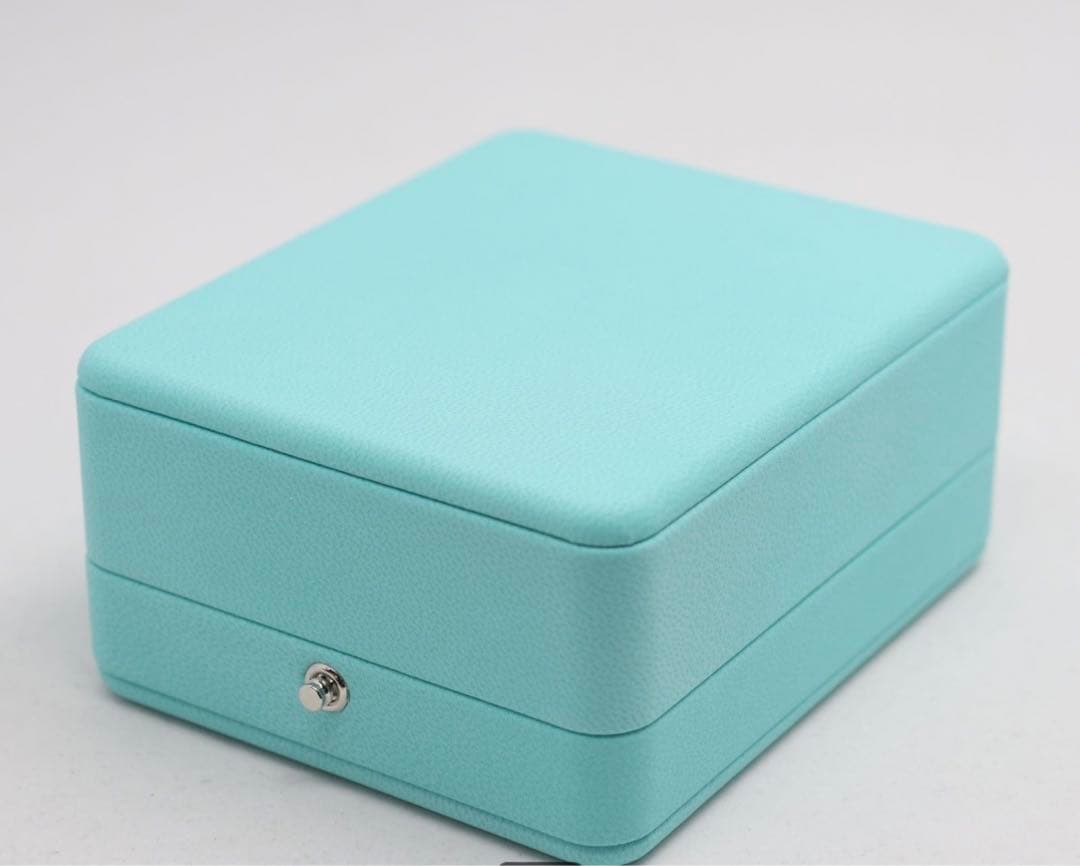 Tiffany & Co. ギフトボックス 水色