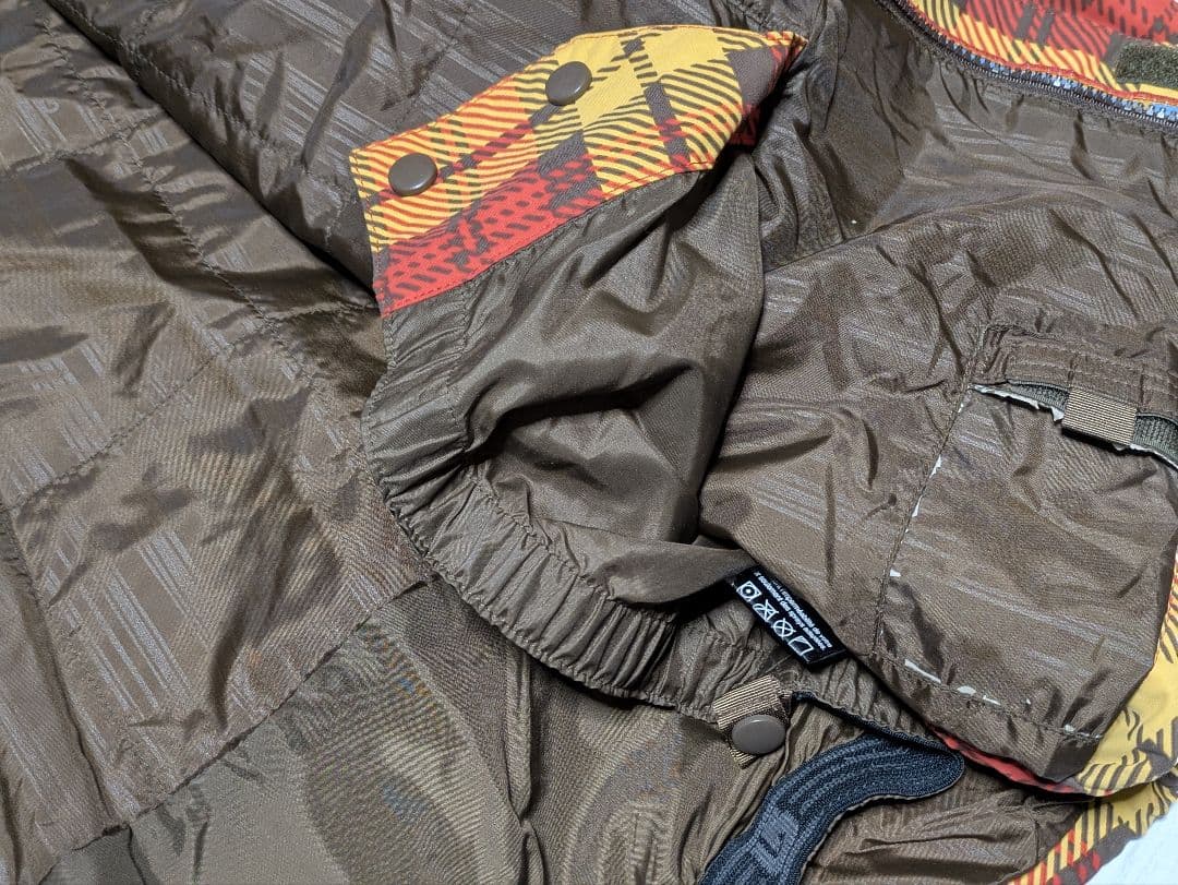 BURTONバートン　スノーボードスノボースキーウェア　サイズXL