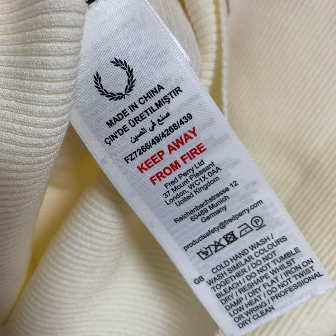 新品タグ付FRED PERRY 別注 ワンポイントロゴ刺繍 リブニットポロシャツ